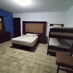 Casa De Huespedes, Casa Sol, Hospedaje Para Grupos